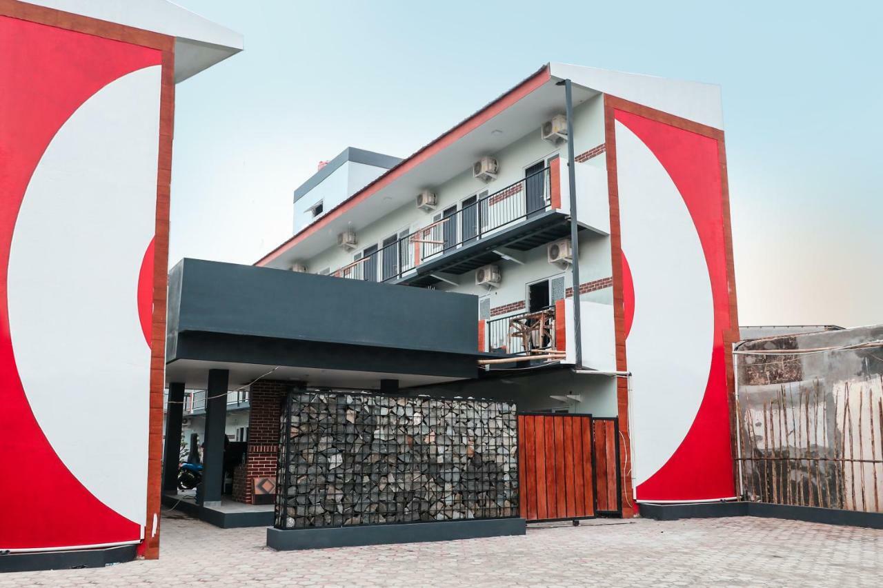 Oyo 488 Tekno Residence South Tangerang 外观 照片